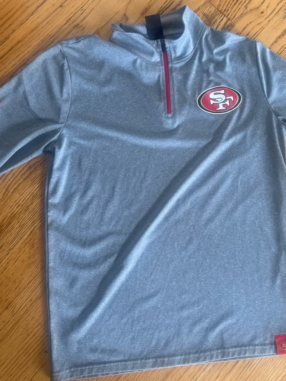 Size 18/20 Y Xs/s women Grey Quarter-Zip Top with Red Accents - SF Logo